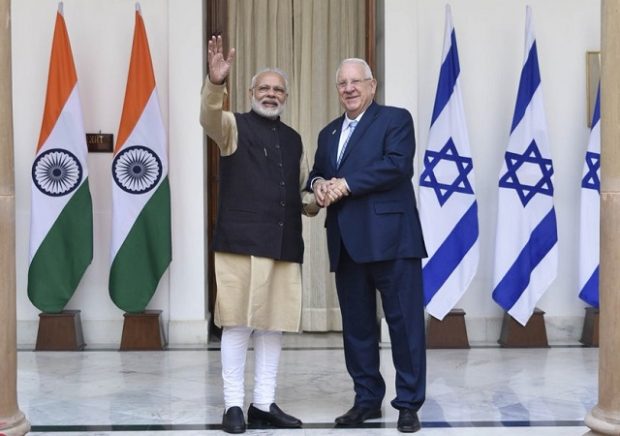indian-prime-minister-modi-welcomes-israeli-president-rivlin