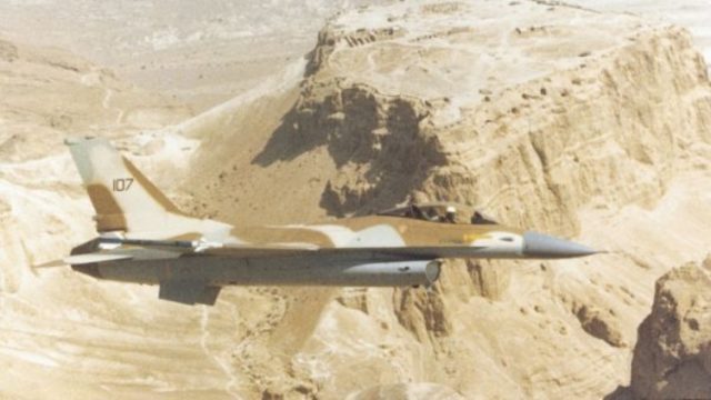F16AB