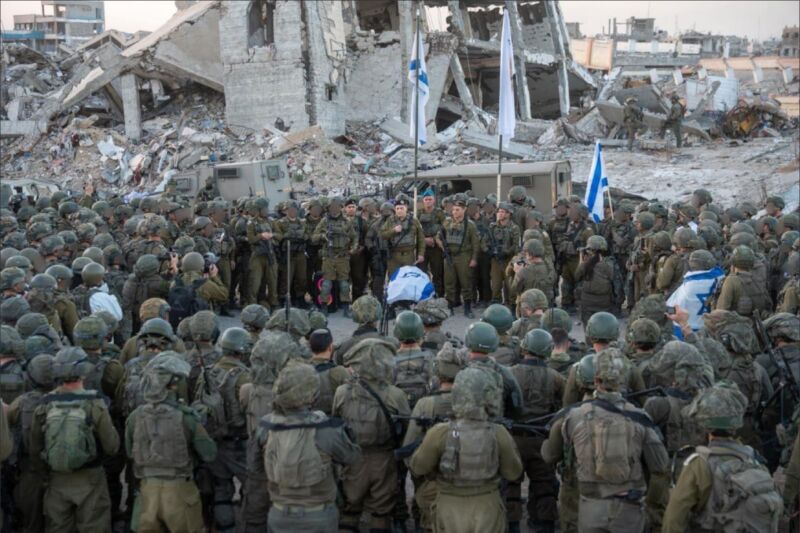 Image for the Tweet beginning: What a powerful photo.

IDF Chief